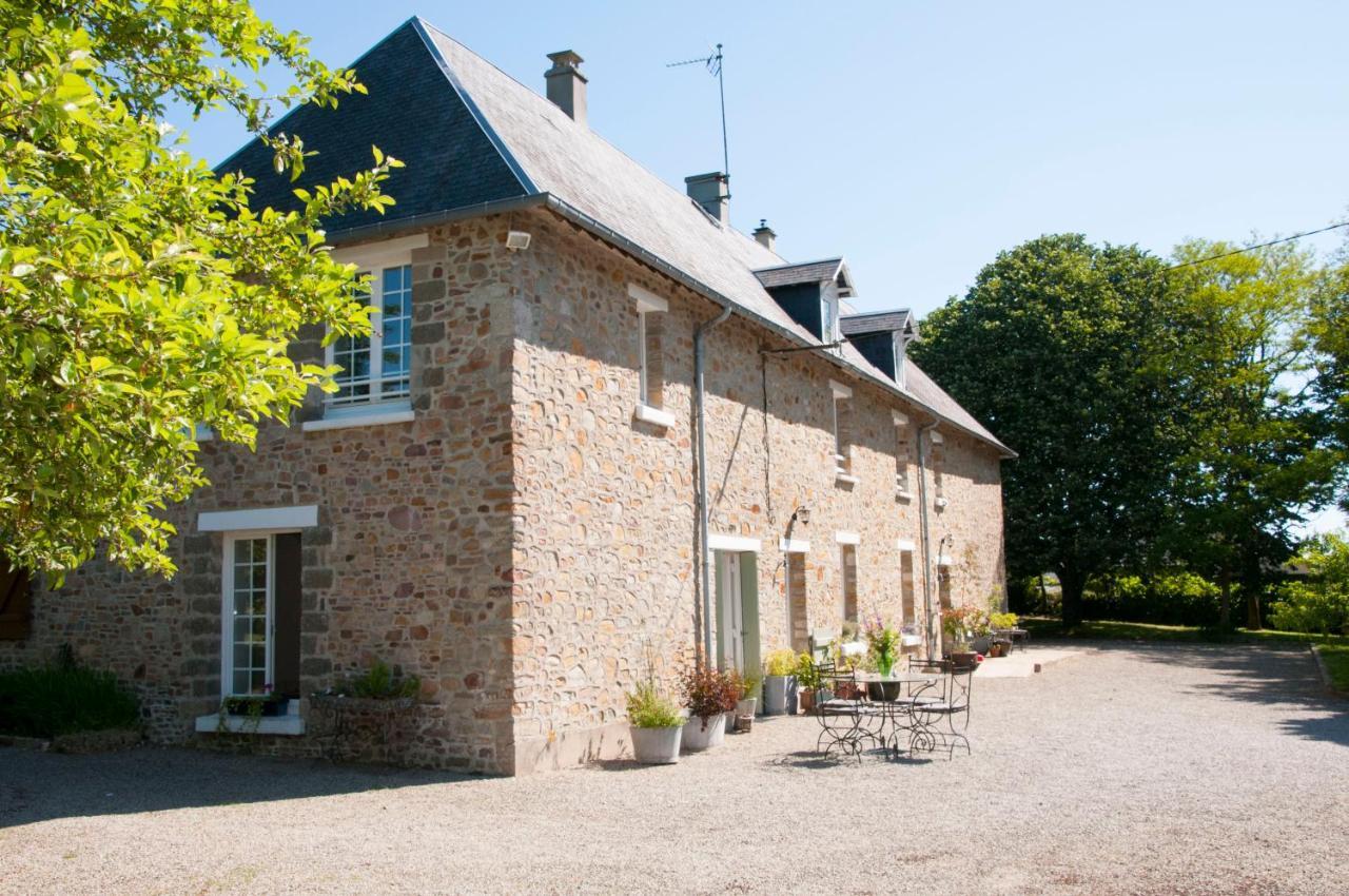 La Maison des Tilleuls Saint-Germain-Sur-Seves Extérieur photo