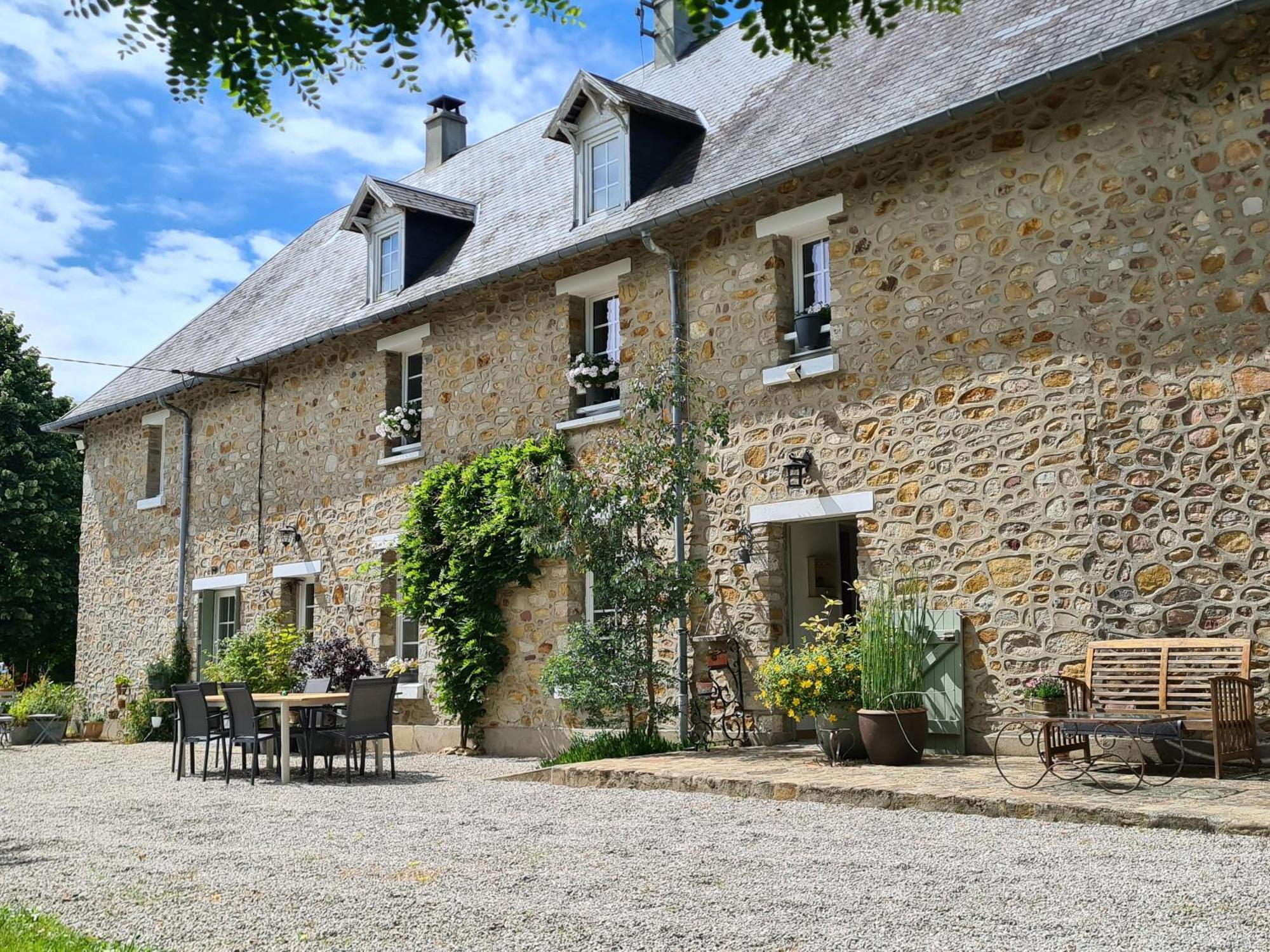 La Maison des Tilleuls Saint-Germain-Sur-Seves Extérieur photo